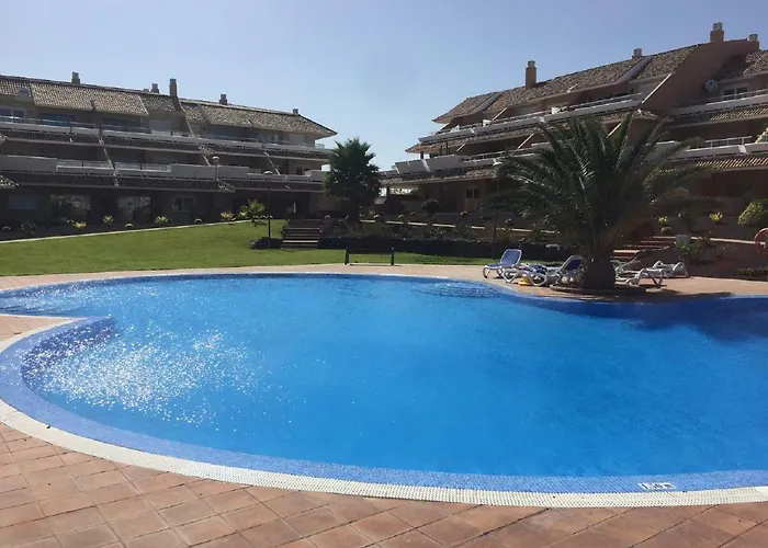 Marina Golf * 圣米格尔德阿沃纳